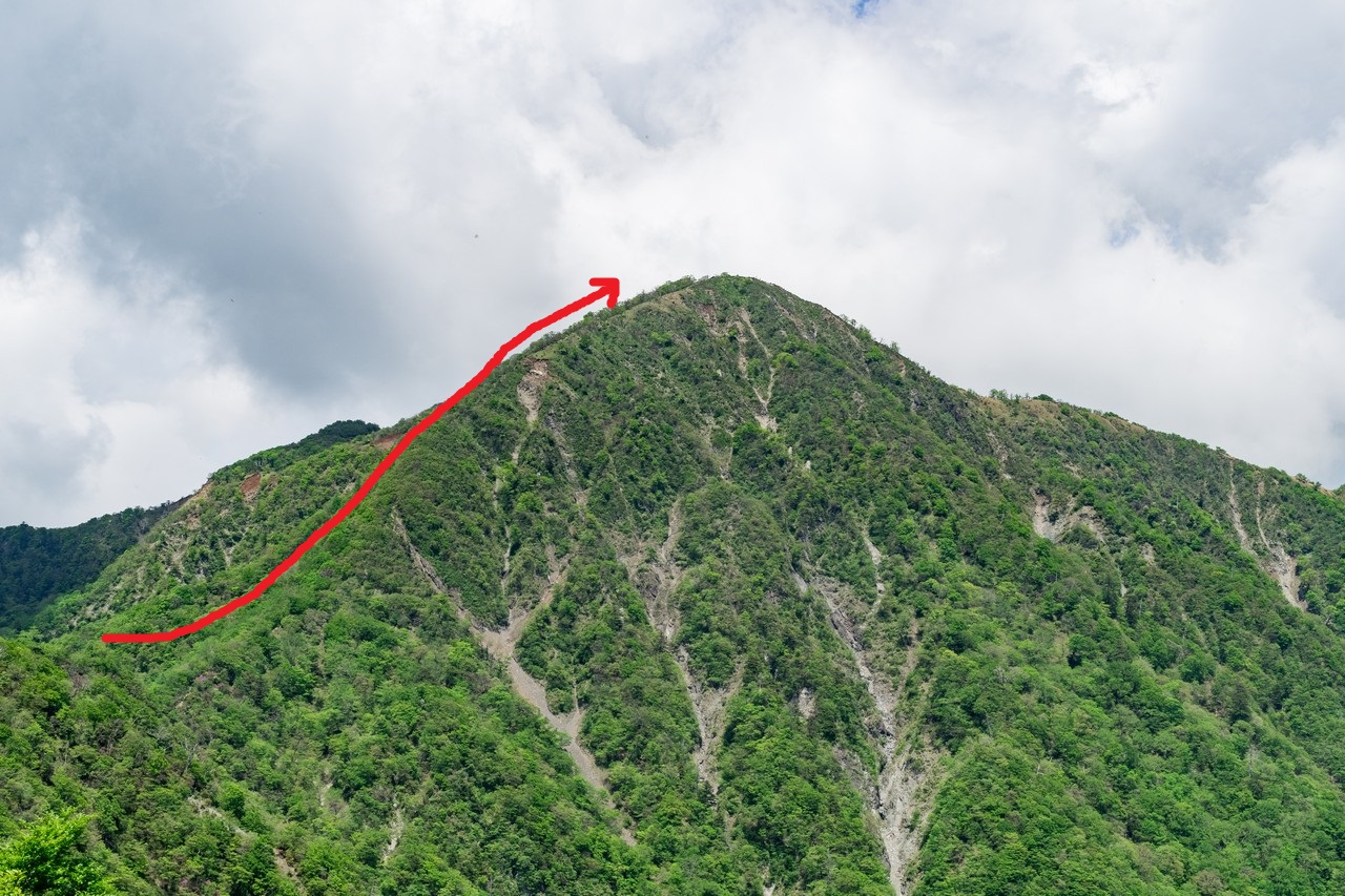 丹沢主稜線縦走路から蛭ヶ岳への登り