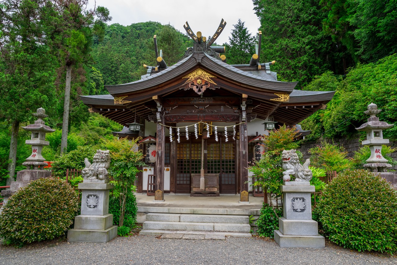 今熊山神社の遥拝殿
