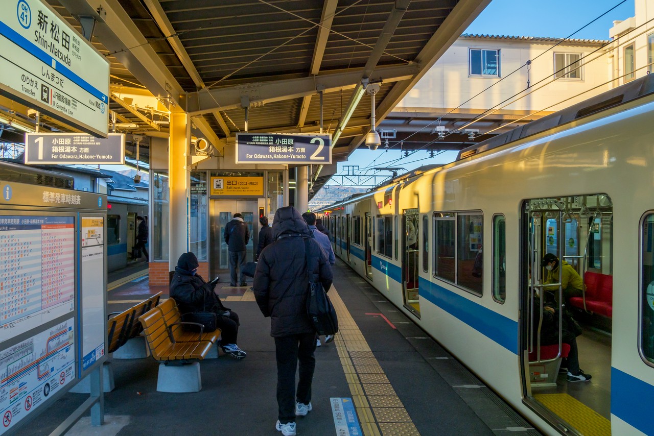 新松田駅のホーム