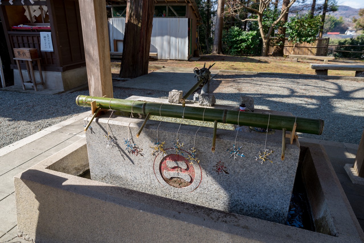 川勾神社の手水舎