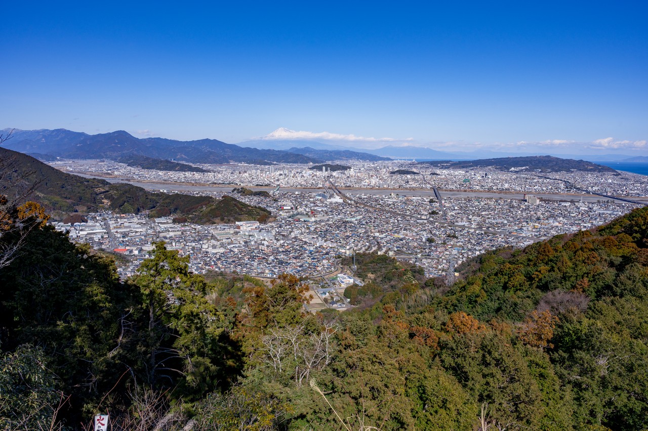 朝鮮岩から見た静岡盆地