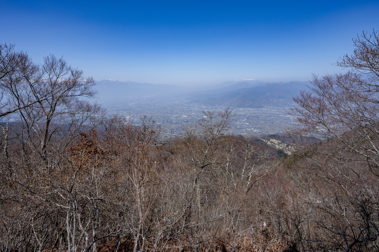 大栃山から見た甲府盆地