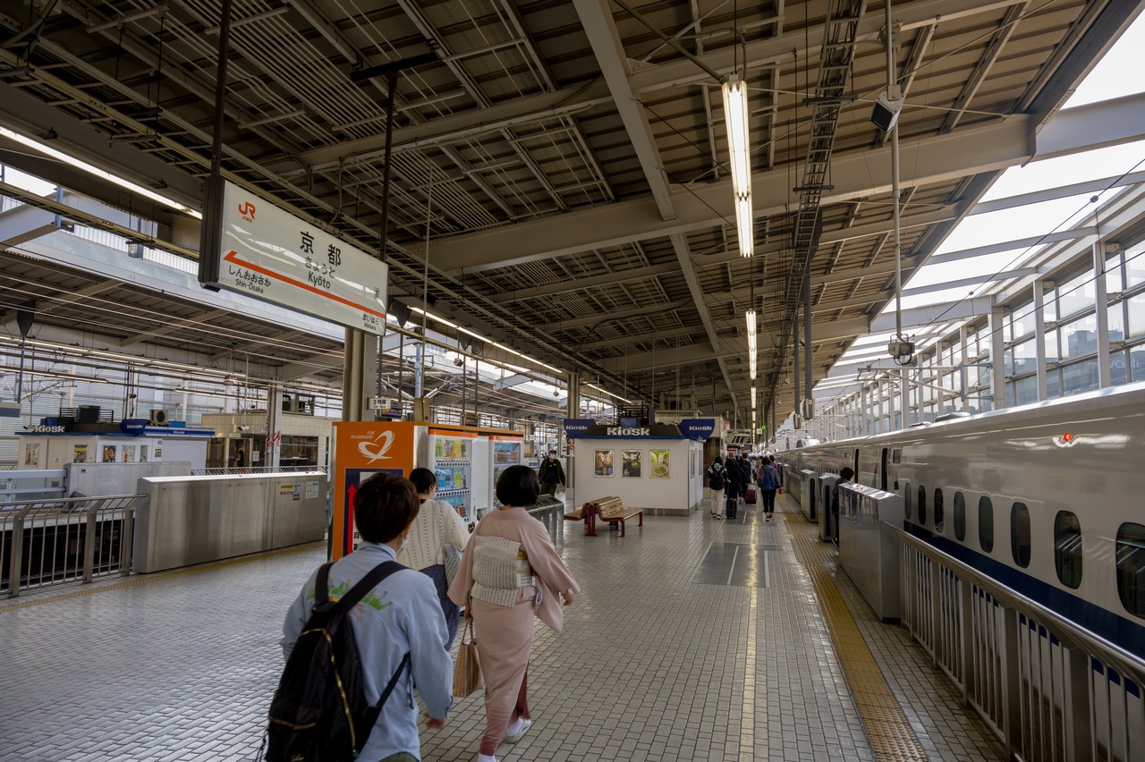 京都駅の新幹線ホーム