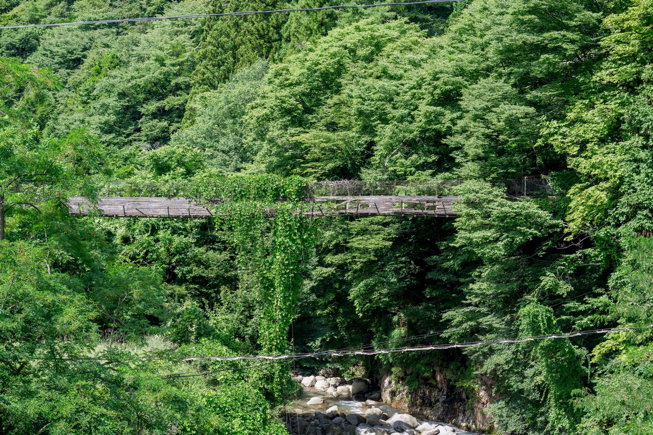 青笹集落の吊り橋