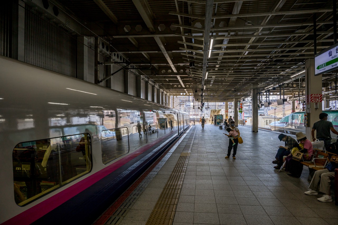 仙台駅の新幹線ホーム