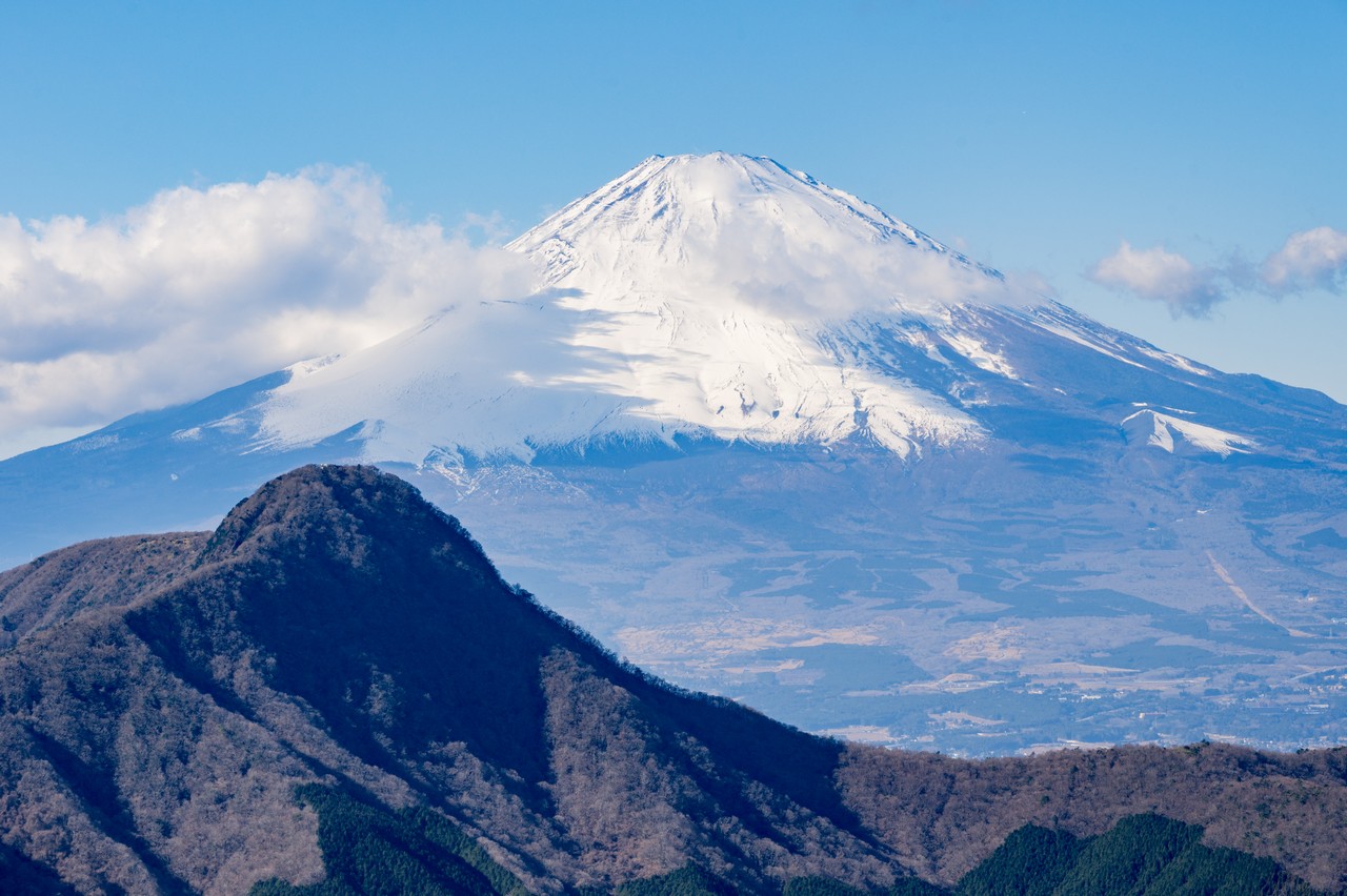 明神ヶ岳から見た富士山