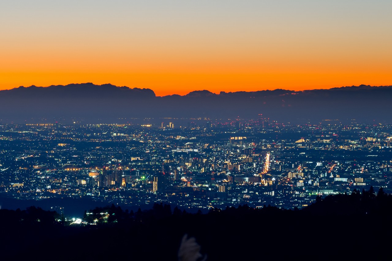 景信山から見た横浜付近の夜景