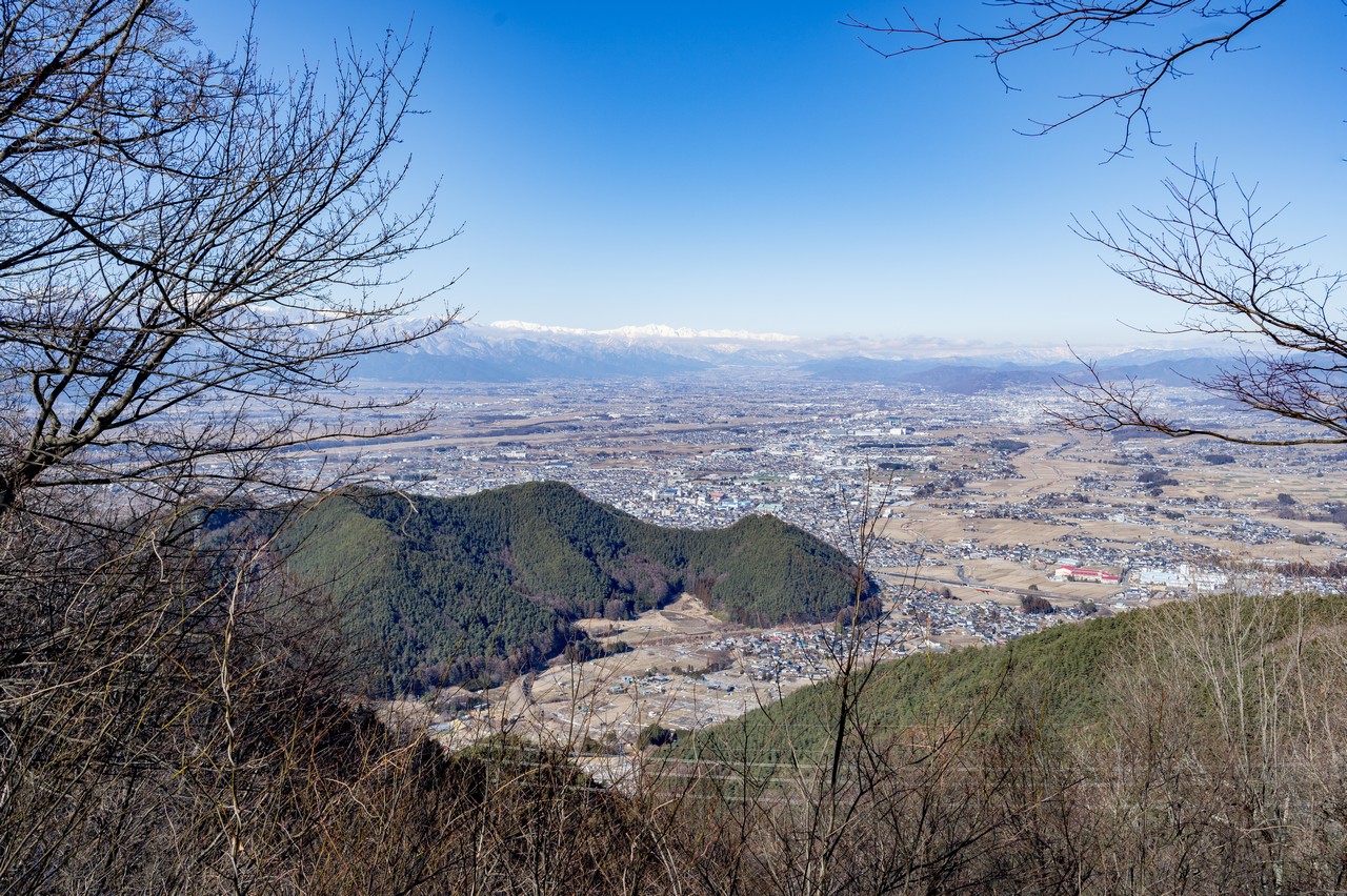 洞ノ峰から見た松本盆地