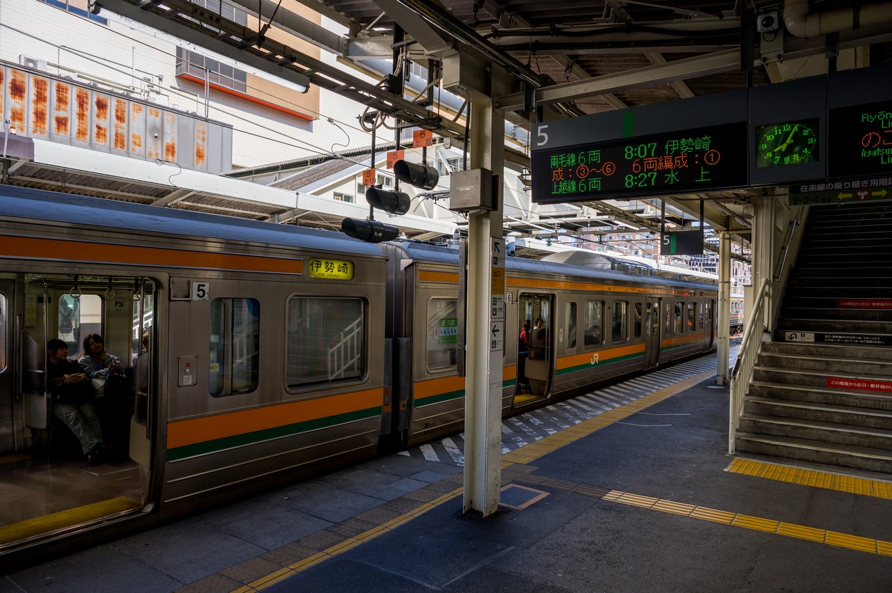 高崎駅の両毛線ホーム