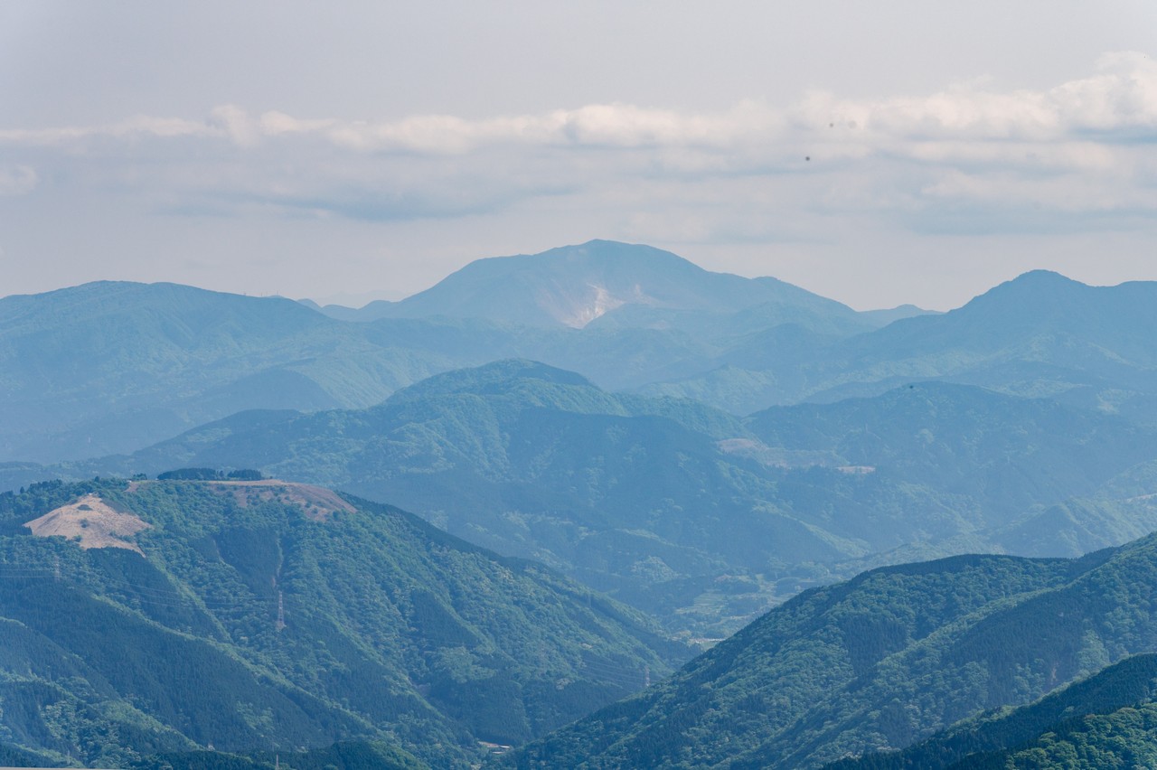 箒沢権現山から見た箱根