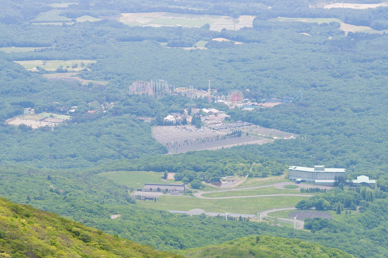 白笹山から見た那須ハイランドパーク