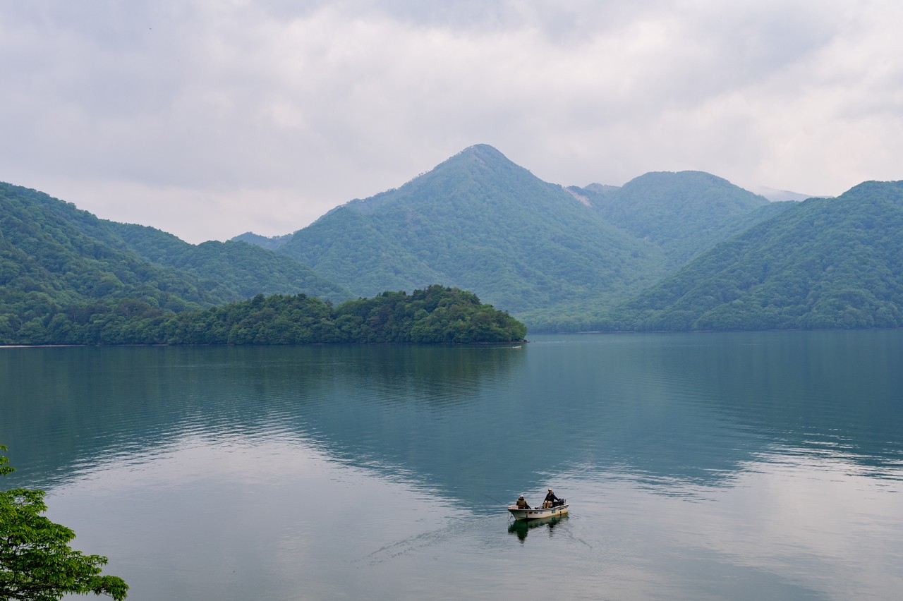 英国大使館別荘跡から見た社山