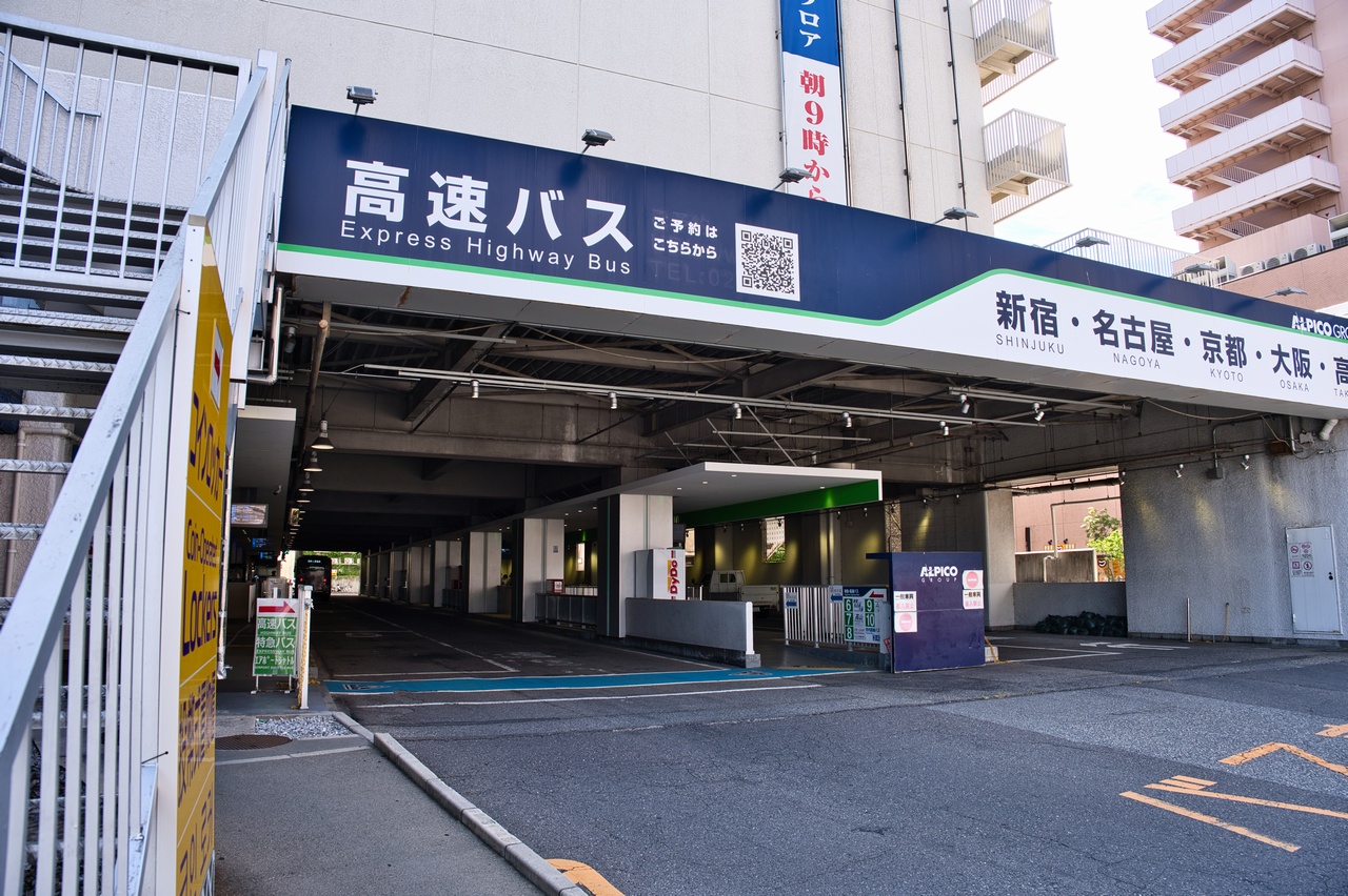 松本バスターミナル