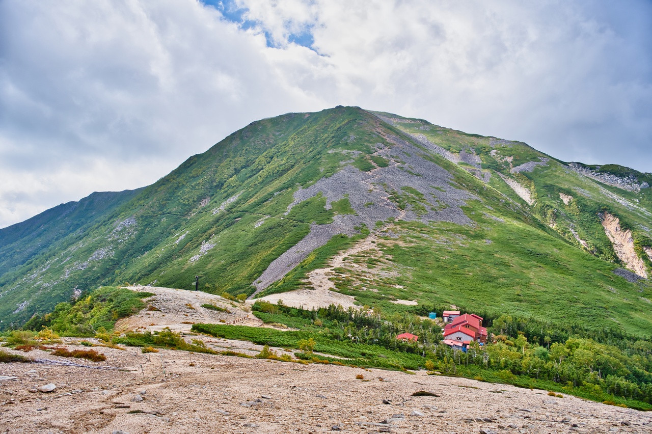 常念乗越から見た常念岳常念岳-001