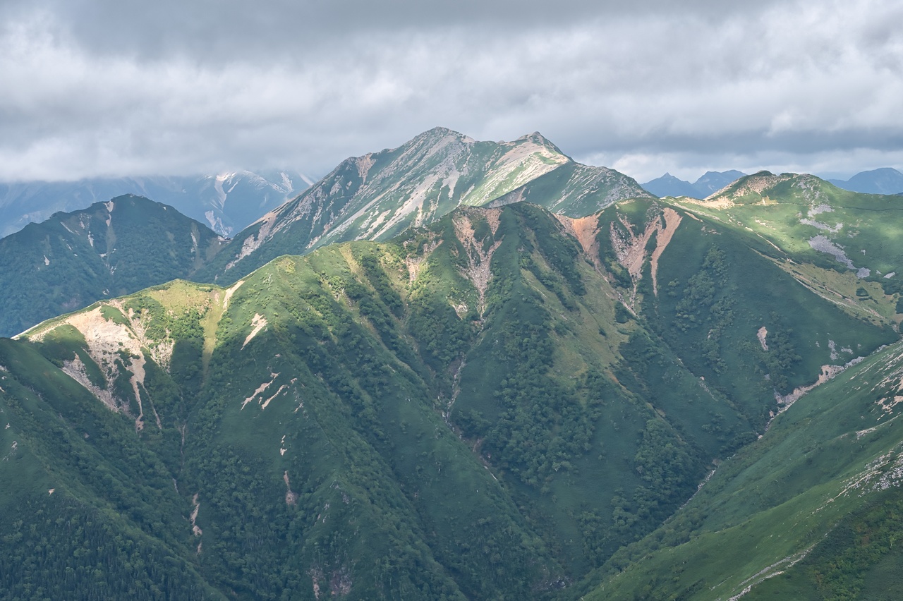 常念岳から見た大天井岳