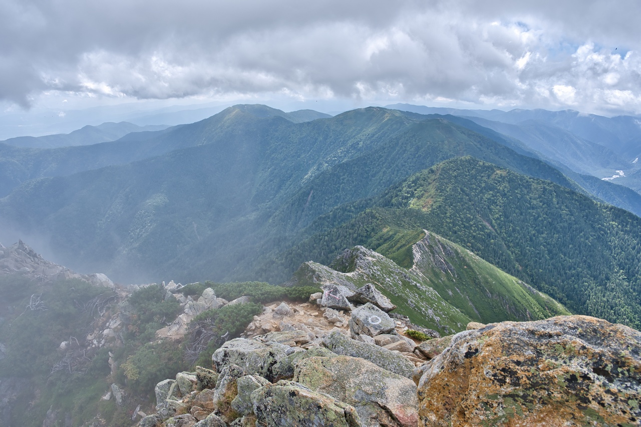 常念岳から見た蝶ヶ岳