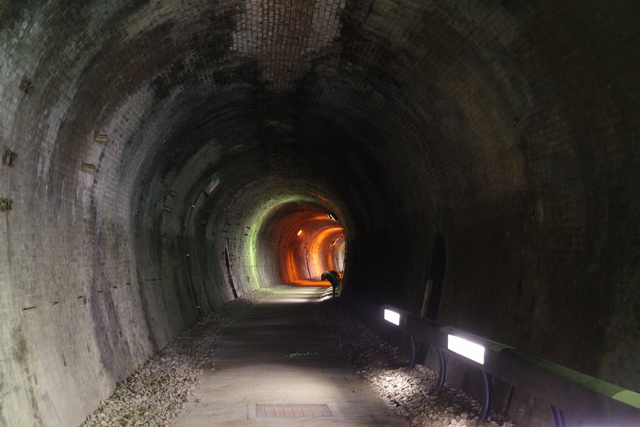 アプトの道の隧道内部