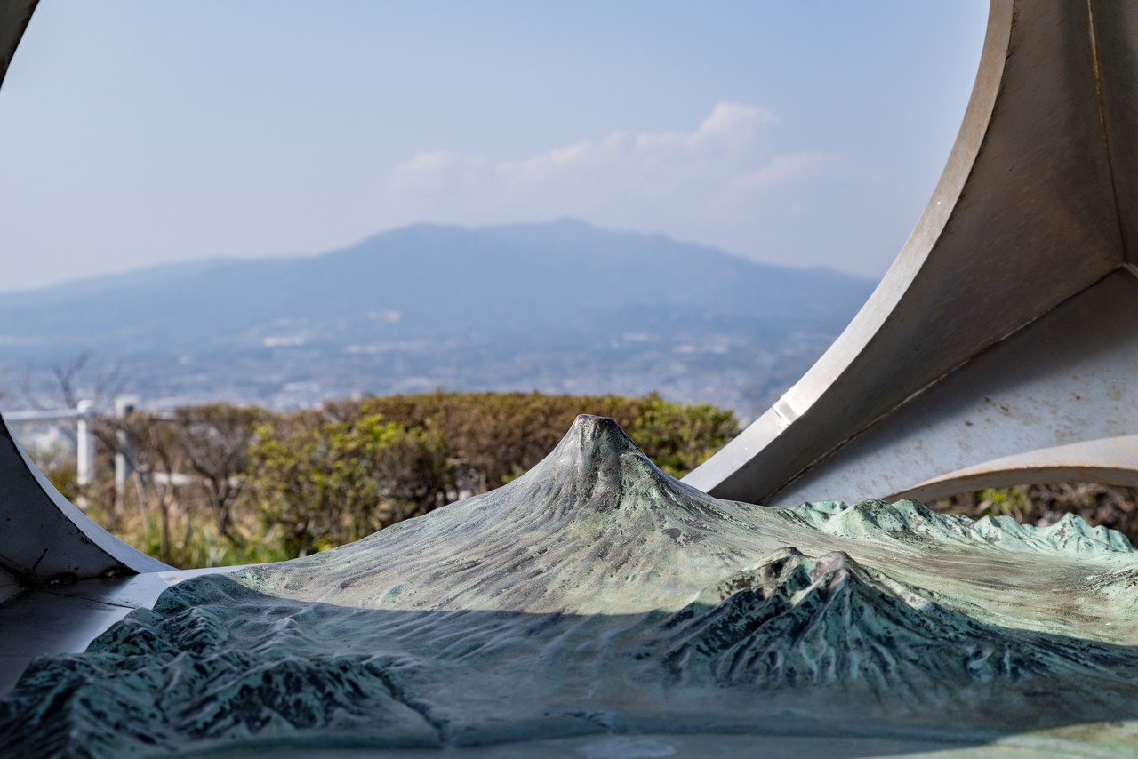 香貫山展望台にある富士山の模型