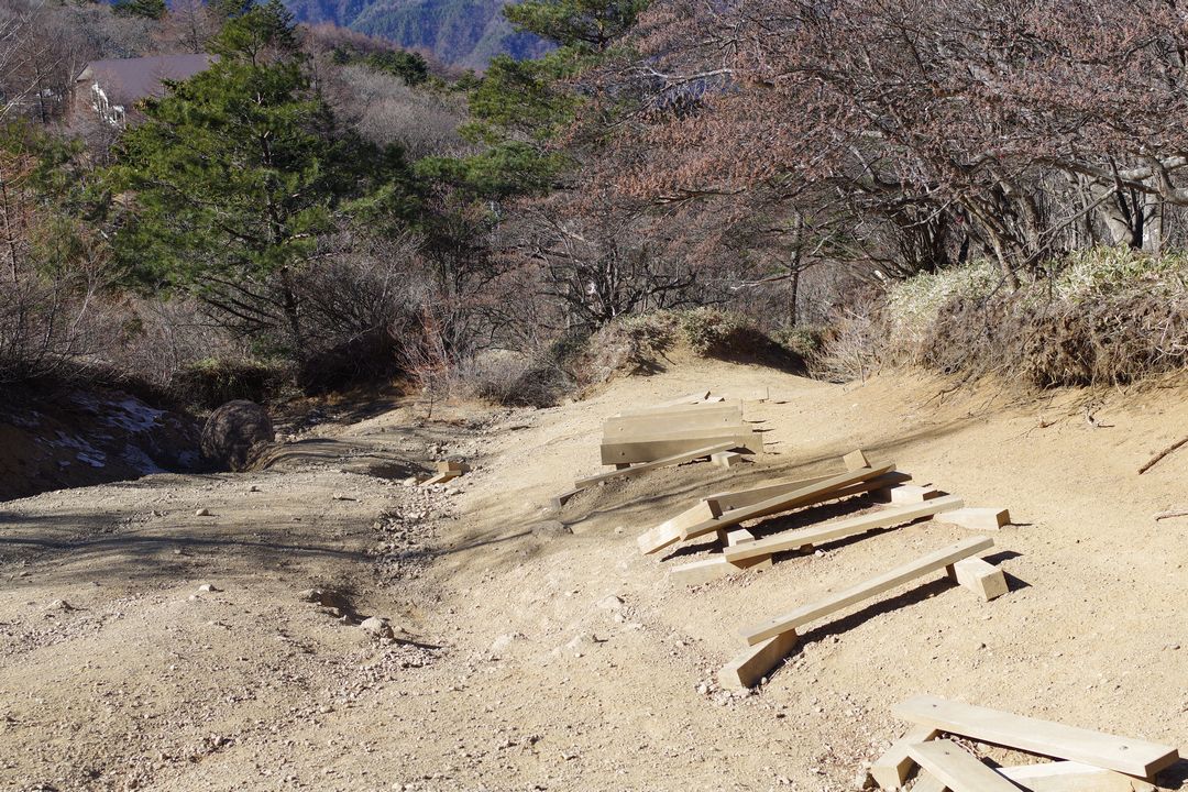 三ッ峠山　開運山直下の急坂